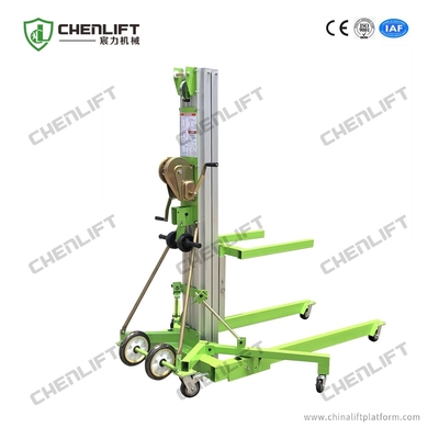 Handgeführter Materialheber mit Drehschlössern